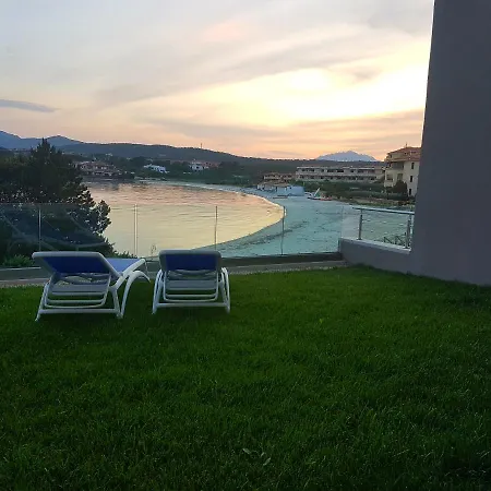 Appartamento Delfini Sul Mare Golfo Aranci Exterior photo