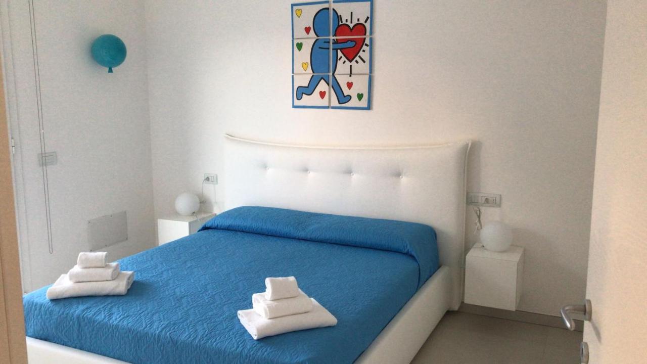 Delfini Sul Mare Apartment *