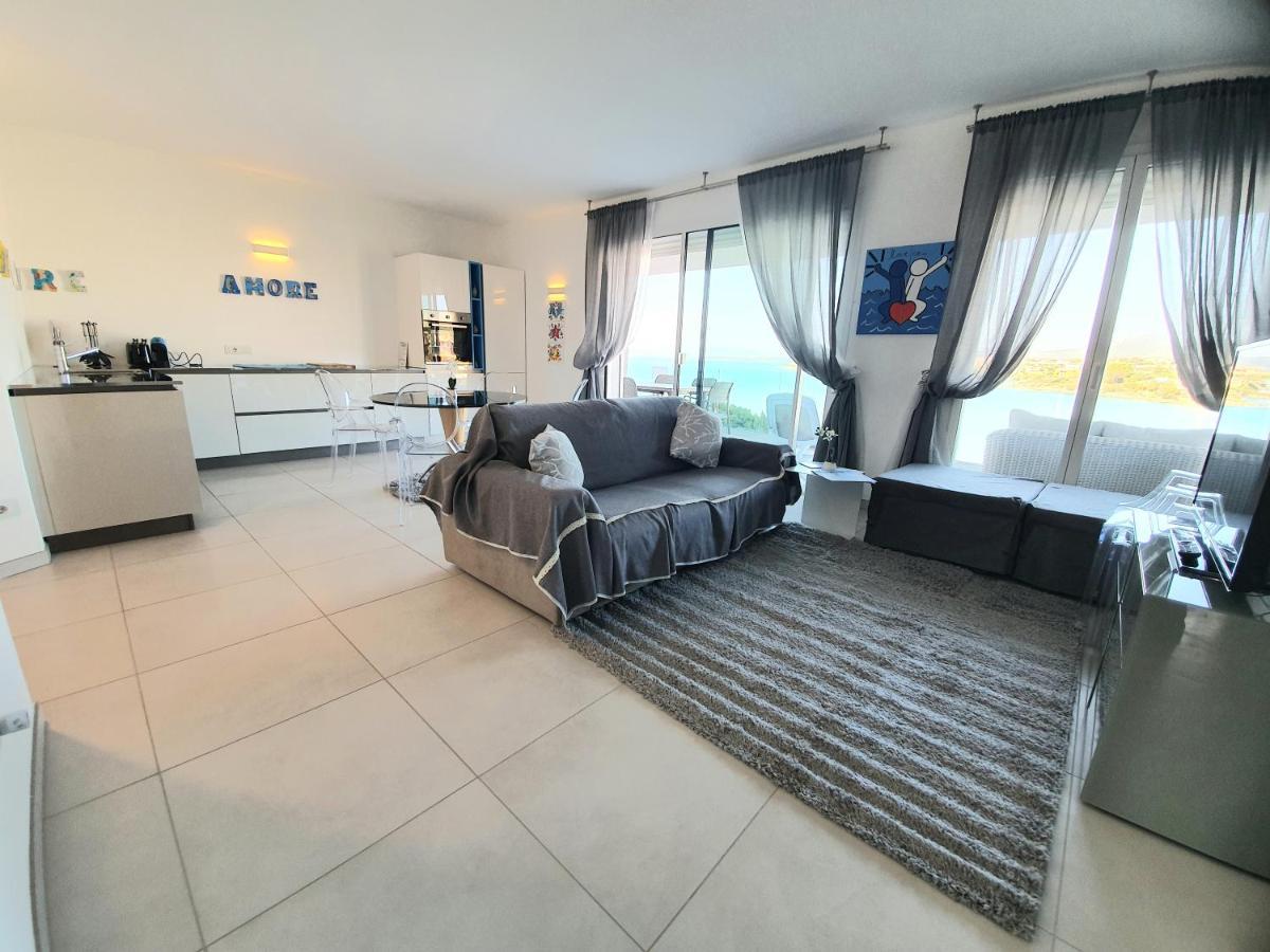 Delfini Sul Mare Apartment Golfo Aranci