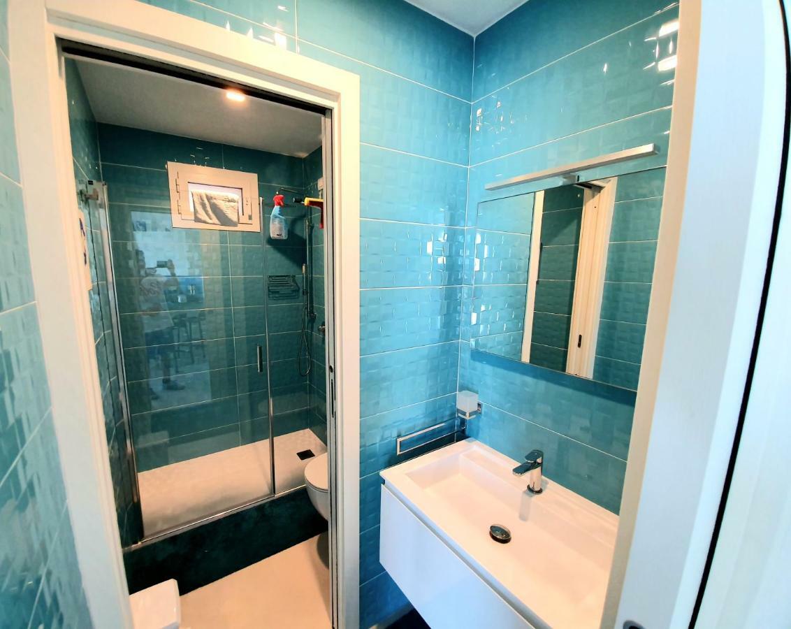 Delfini Sul Mare Apartment *
